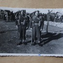 Podpis: „Ojciec na 5 minut przed wyruszeniem na front, Włochy kwiecień 1945 r.”